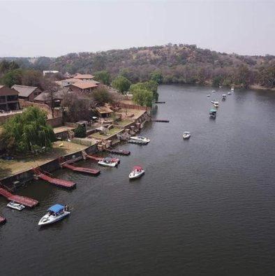 Die Bostokelos And Spa Hotel Vanderbijlpark Exterior photo