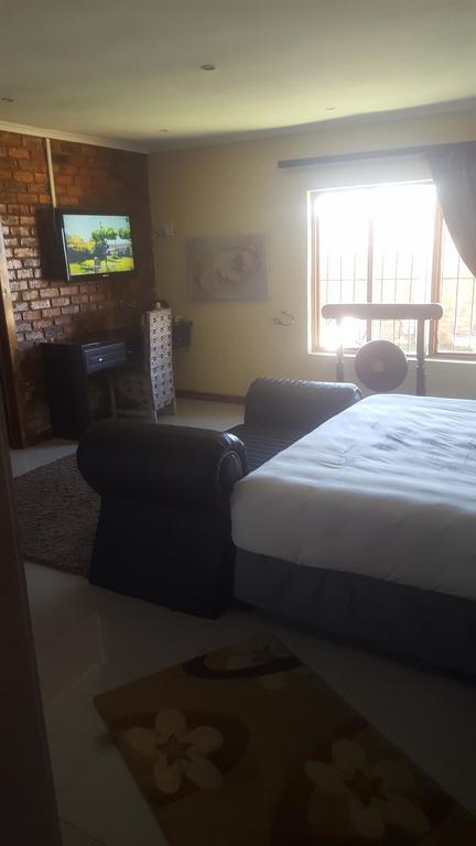 Die Bostokelos And Spa Hotel Vanderbijlpark Exterior photo