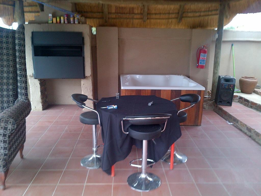 Die Bostokelos And Spa Hotel Vanderbijlpark Exterior photo